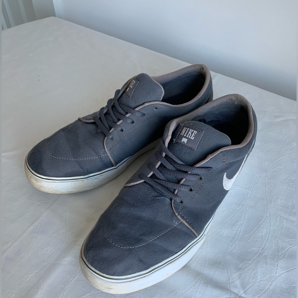 Nike SB Chron 2 Canvas color Dark Gray Size mens 10.5